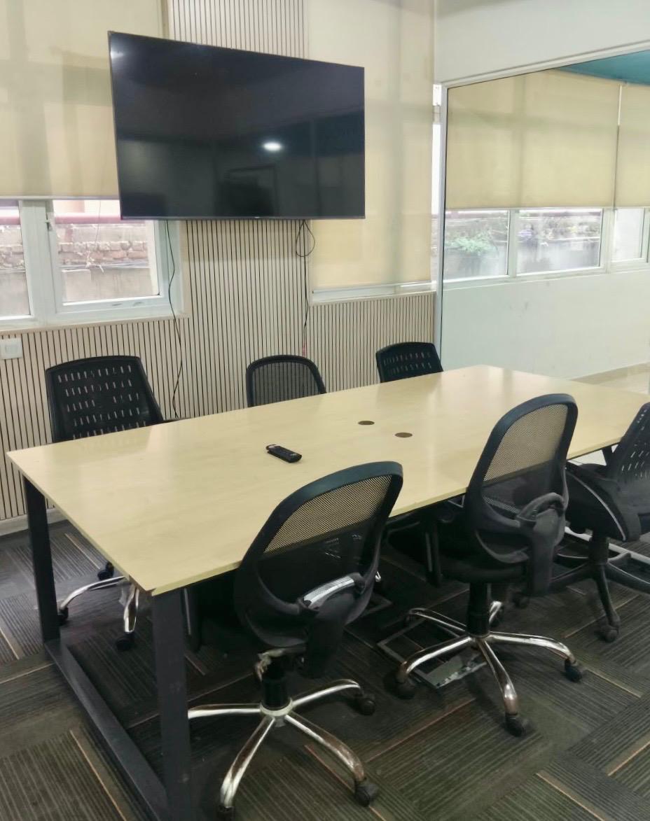 Private office cabin Noida