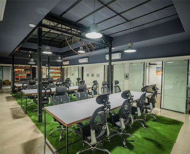 Fixed Desks